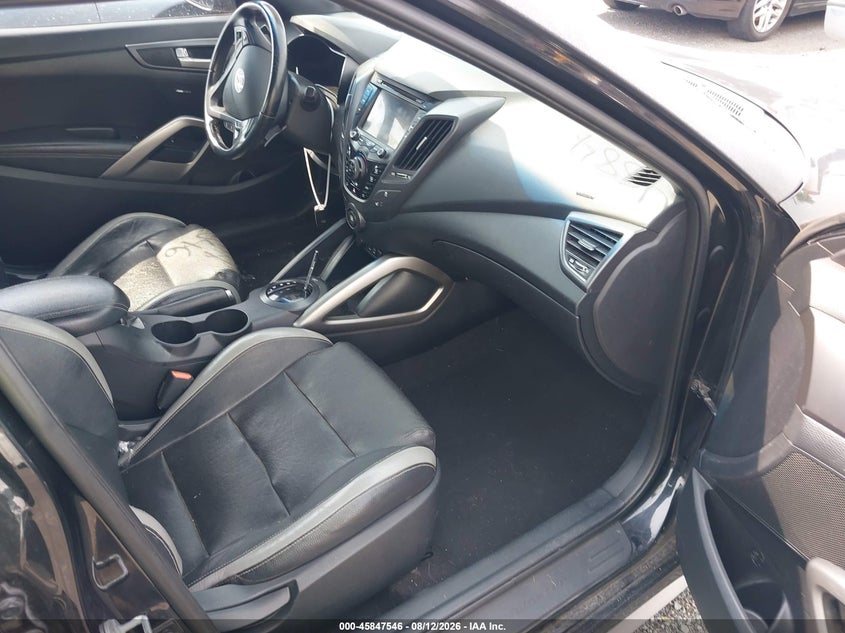 2016 Hyundai Veloster VIN KMHTC6AE7GU278958 IAAI salvage auction — NORMAL WEAR, Clear (Virginia), sold $650 on 2026-08-20 (photo 5)