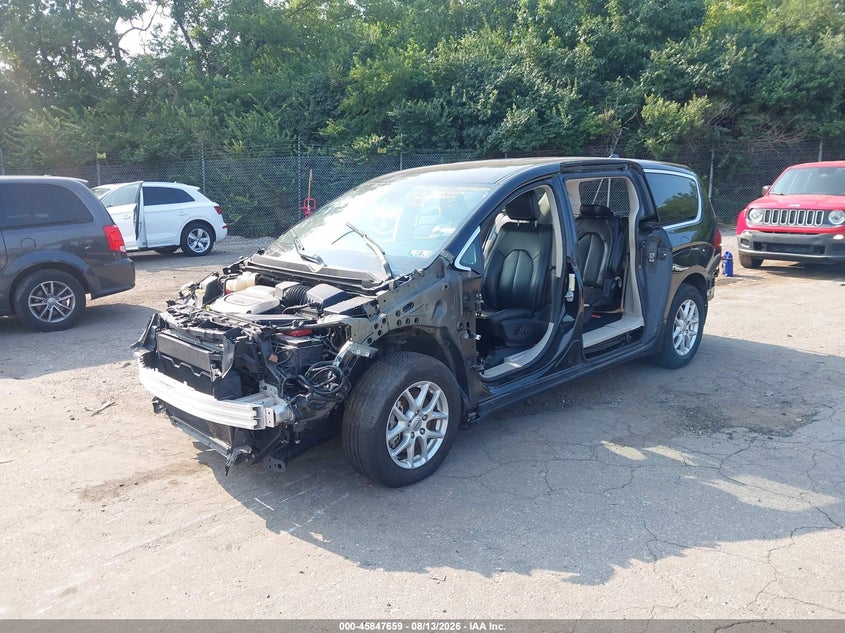 2023 Chrysler Pacifica VIN 2C4RC1BG1PR509366 IAAI salvage auction — NORMAL WEAR, Wait Title, sold $3,575 on 2026-08-22 (photo 6)