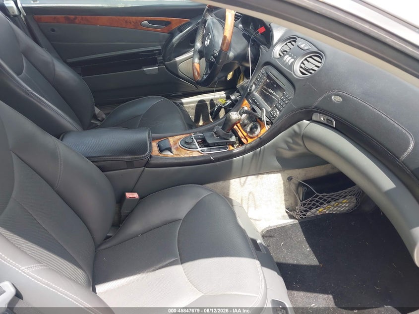2005 Mercedes-benz Sl-class VIN WDBSK75F05F099169 IAAI salvage auction — NORMAL WEAR, Original (Texas), sold $425 on 2026-08-19 (photo 5)