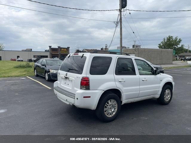 2005 Mercury Mariner VIN 4M2YU57105DJ14366 IAAI salvage auction — NORMAL WEAR, Clear (New York), sold $1,800 on 2026-09-09 (photo 4)