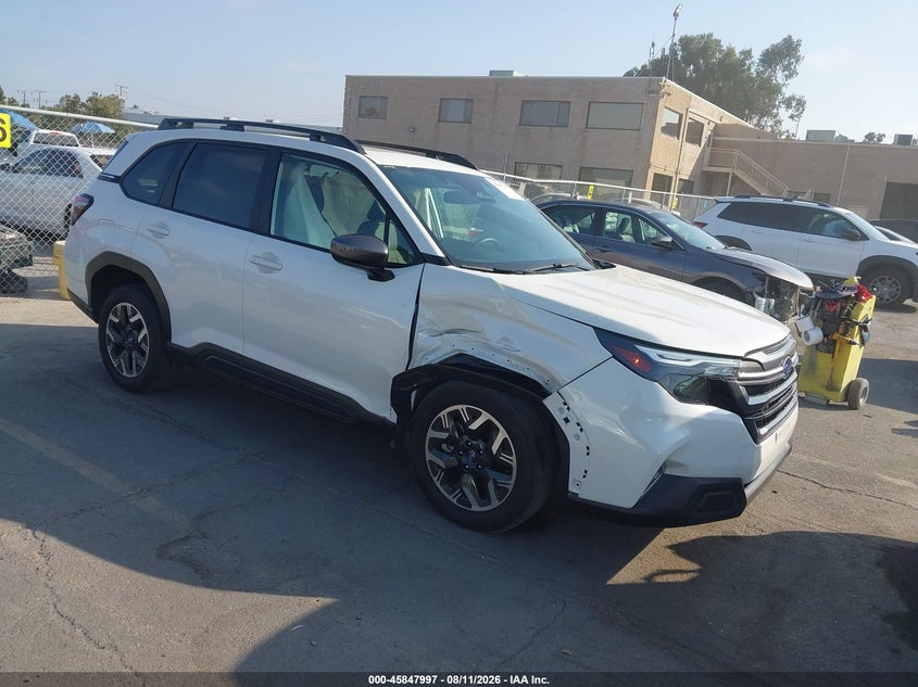 2025 Subaru Forester VIN JF2SLDDC2SH584581 — IAAI salvage auction photo