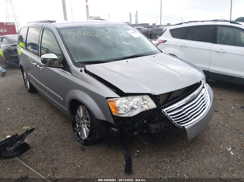 2013 Chrysler Town & country VIN 2C4RC1CG0DR818255 IAAI salvage auction — FRONT END, Salvage (Indiana), sold $550 on 2026-09-08 (photo 1)