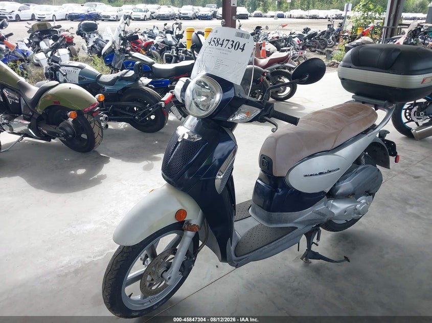 2008 Aprilia Scarabeo VIN ZD4RBC0078J000168 IAAI salvage auction — NORMAL WEAR, Clear (Washington), sold $150 on 2026-08-19 (photo 2)