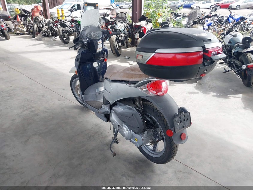 2008 Aprilia Scarabeo VIN ZD4RBC0078J000168 IAAI salvage auction — NORMAL WEAR, Clear (Washington), sold $150 on 2026-08-19 (photo 3)