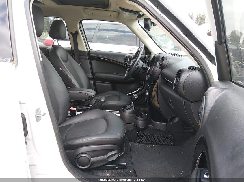 2014 Mini Countryman VIN WMWZB3C58EWR37738 IAAI salvage auction — NORMAL WEAR, Clear (Washington), sold $825 on 2026-08-19 (photo 5)