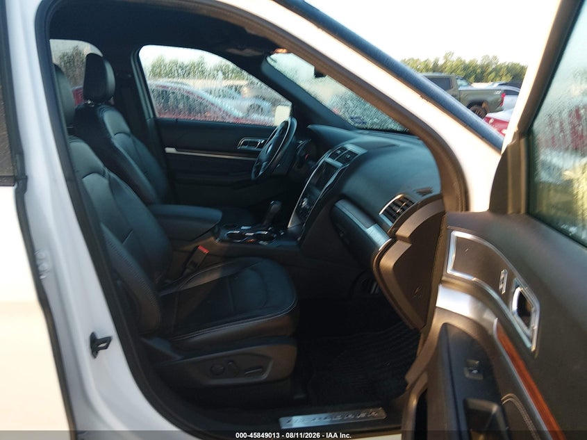 2019 Ford Explorer VIN 1FM5K7FH4KGA51027 IAAI salvage auction — NORMAL WEAR, Original (Texas), sold $7,650 on 2026-08-28 (photo 5)