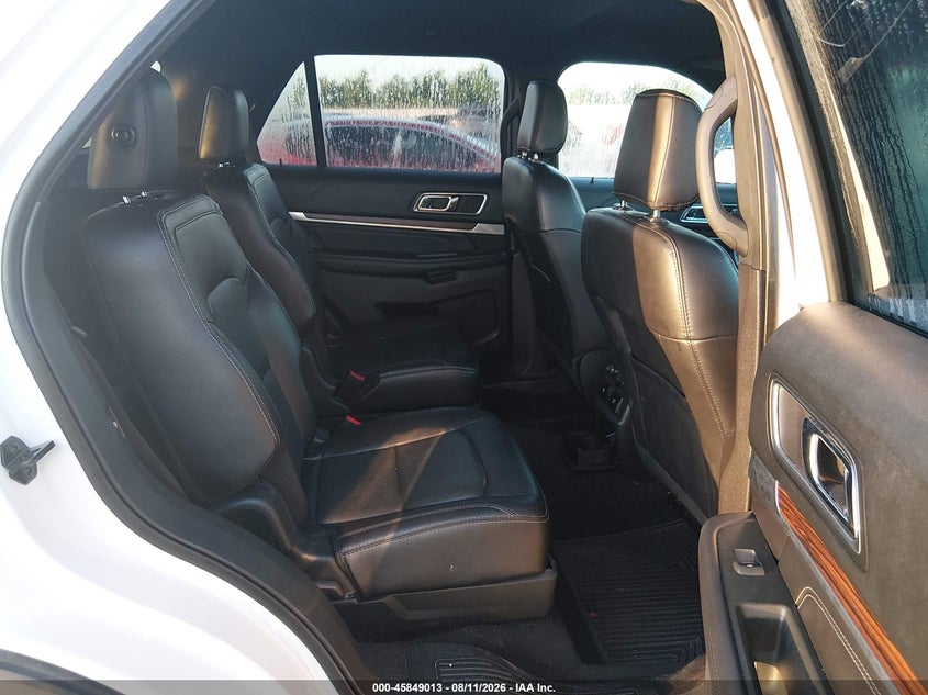 2019 Ford Explorer VIN 1FM5K7FH4KGA51027 IAAI salvage auction — NORMAL WEAR, Original (Texas), sold $7,650 on 2026-08-28 (photo 8)