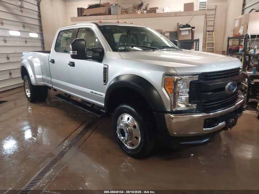 2017 Ford F450 VIN 1FT8W4DT4HED81038 — IAAI salvage auction photo