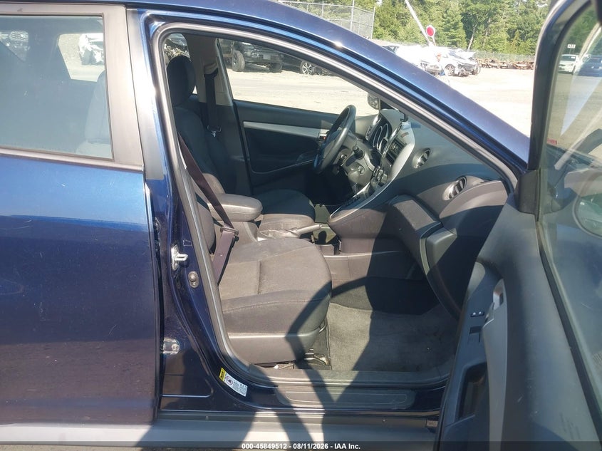 2009 Pontiac Vibe VIN 5Y2SP67099Z437467 IAAI salvage auction — NORMAL WEAR, Clear (Massachusetts), sold $500 on 2026-09-11 (photo 5)