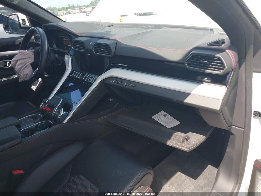 2019 Lamborghini Urus VIN ZPBUA1ZL7KLA04560 IAAI salvage auction — ALL OVER, Salvage Title, sold $101,025 on 2026-08-13 (photo 5)