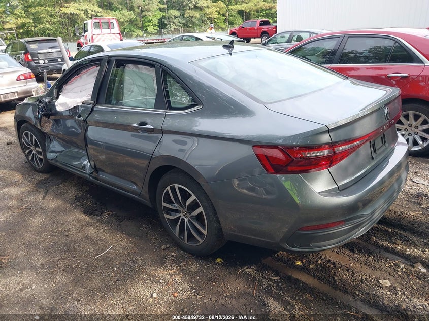 2025 Volkswagen Jetta VIN 3VW7X7BU9SM014768 IAAI salvage auction — SIDE, Salvage Title, sold $10,000 on 2026-08-20 (photo 3)