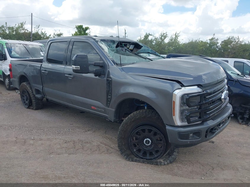 2025 Ford F350 VIN 1FT8W3BMXSEC06452 — IAAI salvage auction photo