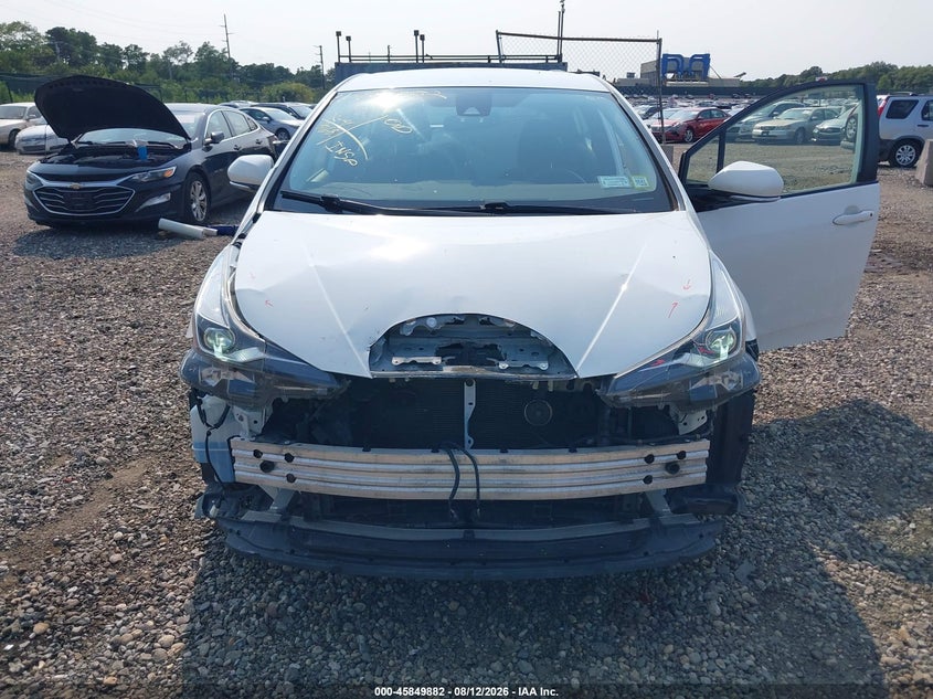 2020 Toyota Prius VIN JTDL9RFU7L3017902 IAAI salvage auction — FRONT END, Clear (New York), sold $11,000 on 2026-08-18 (photo 6)