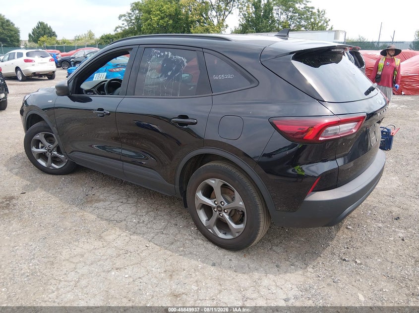 2025 Ford Escape VIN 1FMCU9MN8SUA62040 IAAI salvage auction — RIGHT FRONT, Salvage Title, sold $15,350 on 2026-08-21 (photo 3)