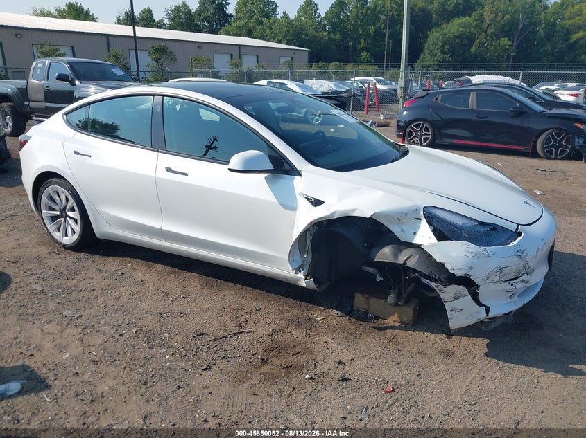 2022 Tesla Model 3 VIN 5YJ3E1EB2NF192979 — IAAI salvage auction photo