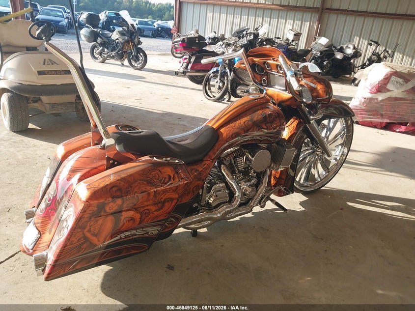 2011 Harley-davidson Flhx VIN 1HD1KB416BB673829 IAAI salvage auction — NORMAL WEAR, Clear (Alabama), sold $11,050 on 2026-08-26 (photo 4)