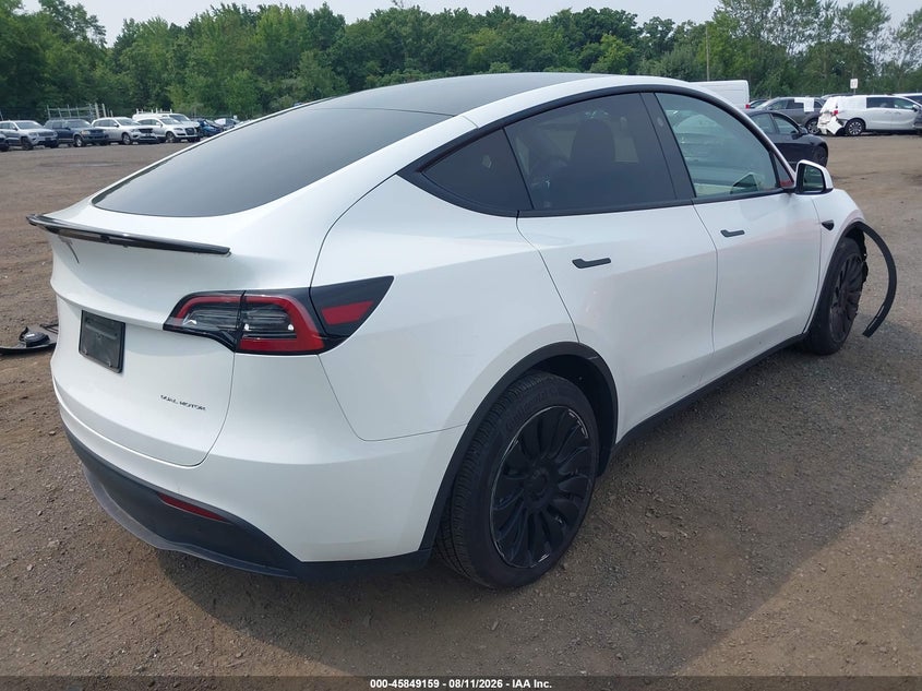 2023 Tesla Model y VIN 7SAYGAEE1PF792134 IAAI salvage auction — FRONT END, Salvage Title, sold $14,775 on 2026-09-02 (photo 4)
