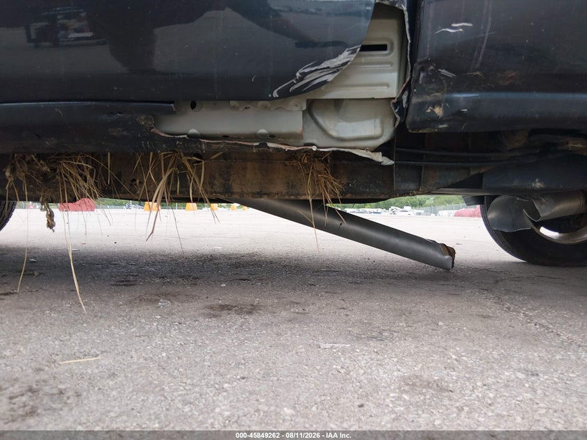 2017 Chevrolet Silverado VIN 1GCVKREC1HZ180880 IAAI salvage auction — UNDERCARRIAGE, Salvage Title, sold $5,200 on 2026-10-01 (photo 4)