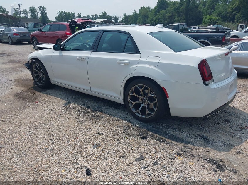 2016 Chrysler 300 VIN 2C3CCABG1GH147930 IAAI salvage auction — NORMAL WEAR, Wait Title, sold $1,650 on 2026-09-26 (photo 3)