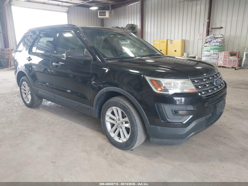 2017 Ford Explorer VIN 1FM5K8B8XHGB16662 — IAAI salvage auction photo