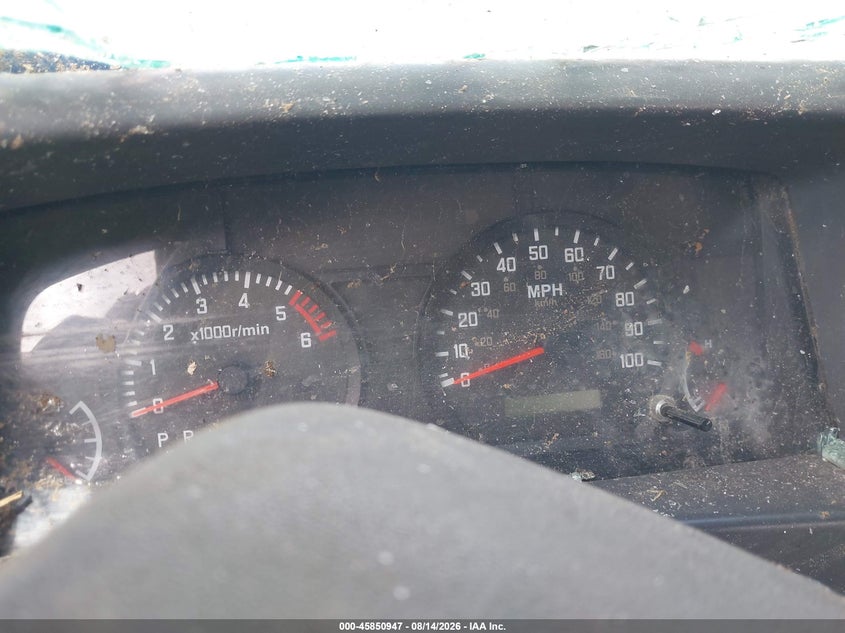 2016 Isuzu VIN 54DC4W1C3GS809046 IAAI salvage auction — ROLLOVER, Salvage (Texas), sold $3,500 on 2026-09-08 (photo 6)