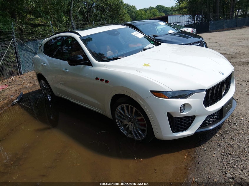 2022 Maserati Levante VIN ZN661XUA3NX396473 IAAI salvage auction — REAR END, Salvage Title, sold $13,100 on 2026-08-23 (photo 1)