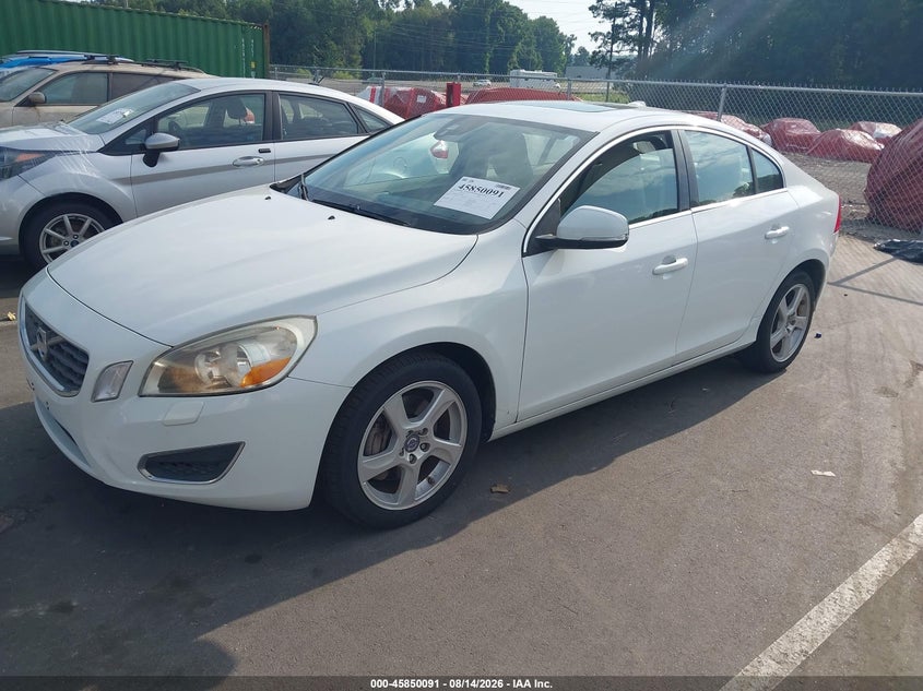 2012 Volvo S60 VIN YV1622FS3C2043386 IAAI salvage auction — NORMAL WEAR, Clear (North Carolina), sold $575 on 2026-08-19 (photo 2)