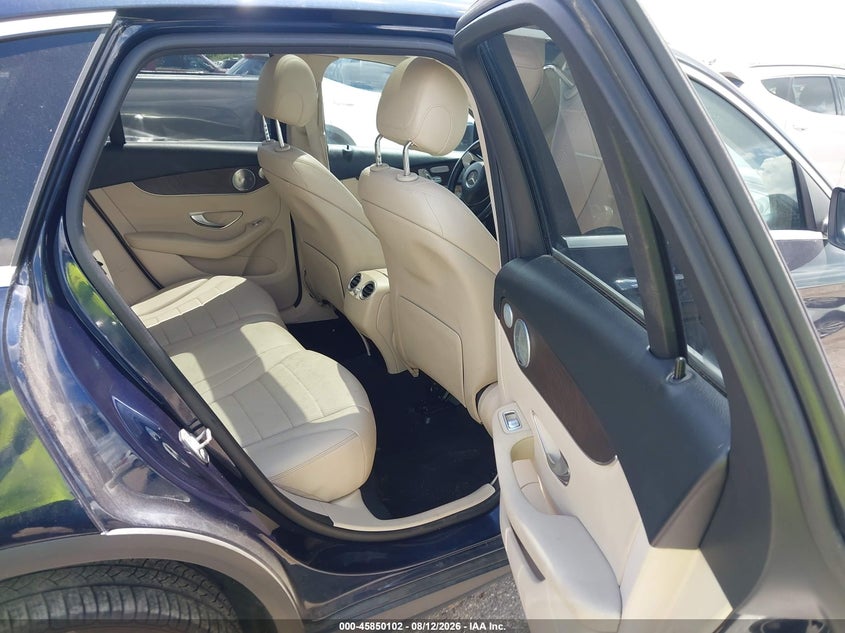 2019 Mercedes-benz Glc VIN WDC0G4KB5KF623187 IAAI salvage auction — NORMAL WEAR, Original (Texas), sold $6,000 on 2026-08-19 (photo 8)