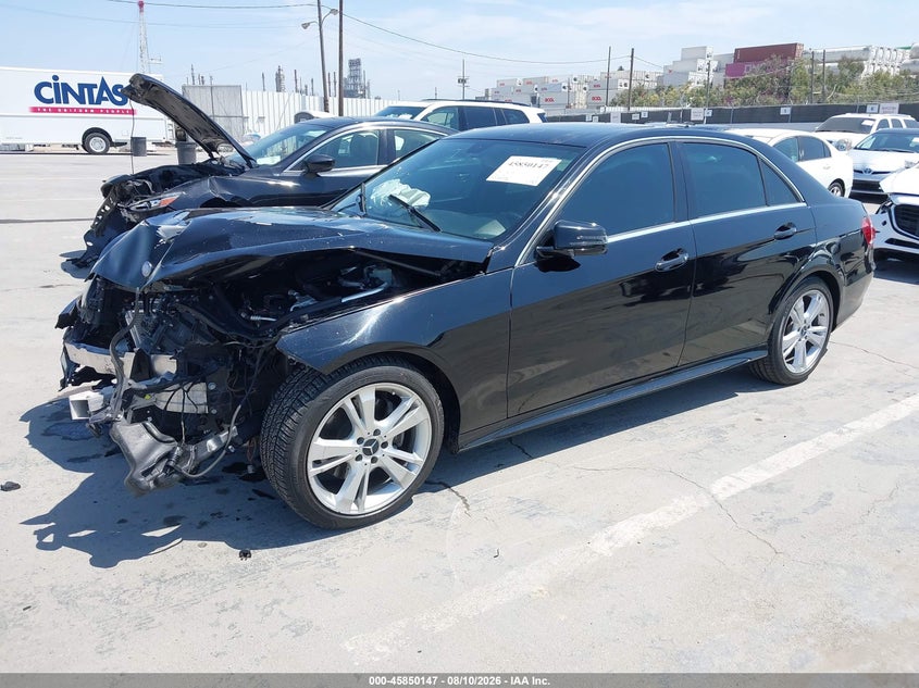 2014 Mercedes-benz E-class VIN WDDHF5KB1EA971755 IAAI salvage auction — NORMAL WEAR, Salvage Title - Dealer (California), sold $250 on 2026-08-19 (photo 2)