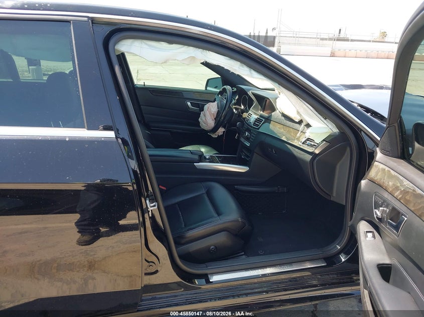 2014 Mercedes-benz E-class VIN WDDHF5KB1EA971755 IAAI salvage auction — NORMAL WEAR, Salvage Title - Dealer (California), sold $250 on 2026-08-19 (photo 5)