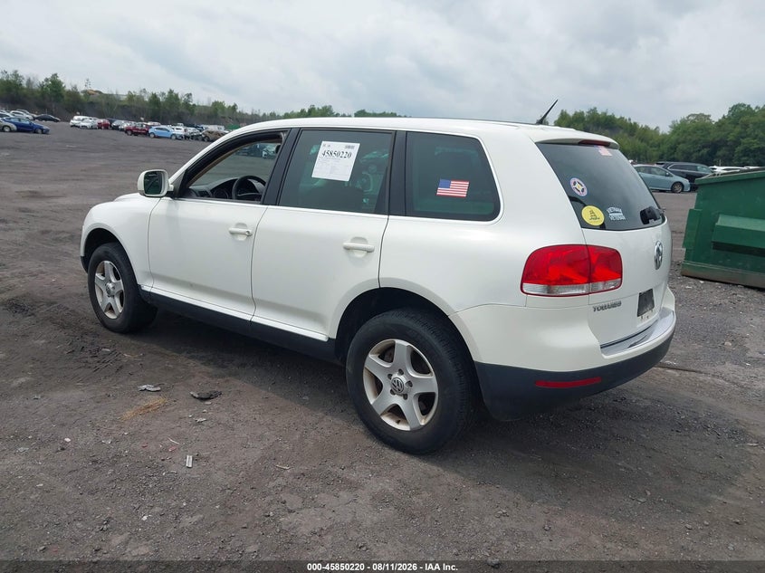 2006 Volkswagen Touareg VIN WVGZG77L26D043277 IAAI salvage auction — NORMAL WEAR, Clear (Pennsylvania), sold $400 on 2026-08-18 (photo 3)