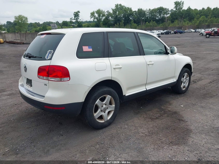 2006 Volkswagen Touareg VIN WVGZG77L26D043277 IAAI salvage auction — NORMAL WEAR, Clear (Pennsylvania), sold $400 on 2026-08-18 (photo 4)