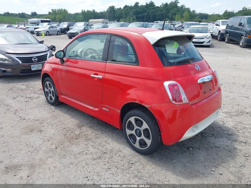 2014 Fiat 500e VIN 3C3CFFGEXET172762 IAAI salvage auction — NORMAL WEAR, Clear (Oregon), sold $675 on 2026-09-06 (photo 3)