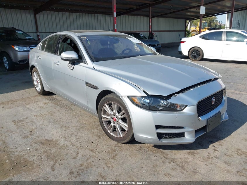 2018 Jaguar Xe VIN SAJAD4FX8JCP25318 IAAI salvage auction — LEFT SIDE, Wait Title, sold $550 on 2026-09-17 (photo 1)
