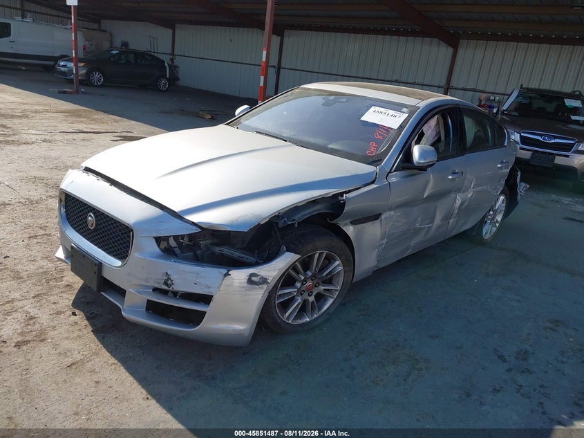 2018 Jaguar Xe VIN SAJAD4FX8JCP25318 IAAI salvage auction — LEFT SIDE, Wait Title, sold $550 on 2026-09-17 (photo 2)