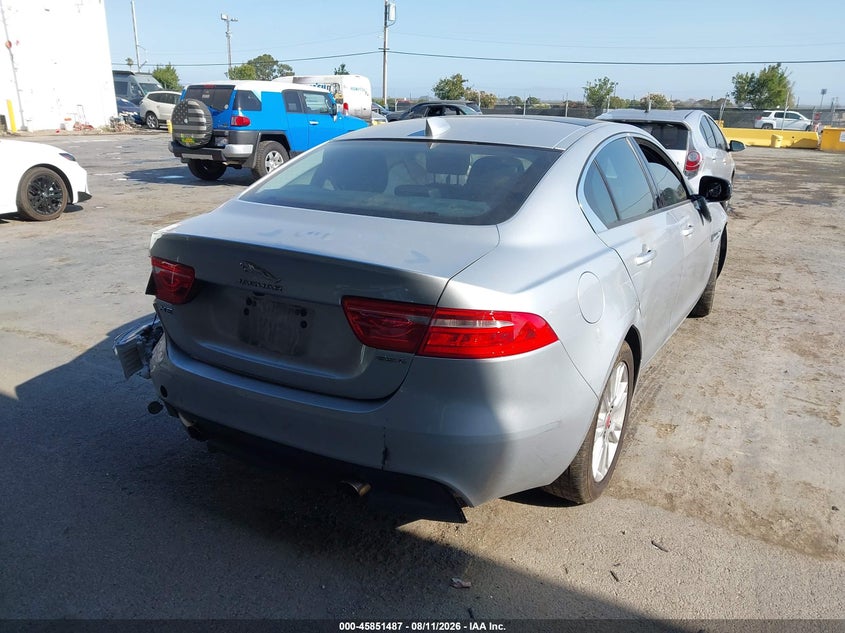2018 Jaguar Xe VIN SAJAD4FX8JCP25318 IAAI salvage auction — LEFT SIDE, Wait Title, sold $550 on 2026-09-17 (photo 4)