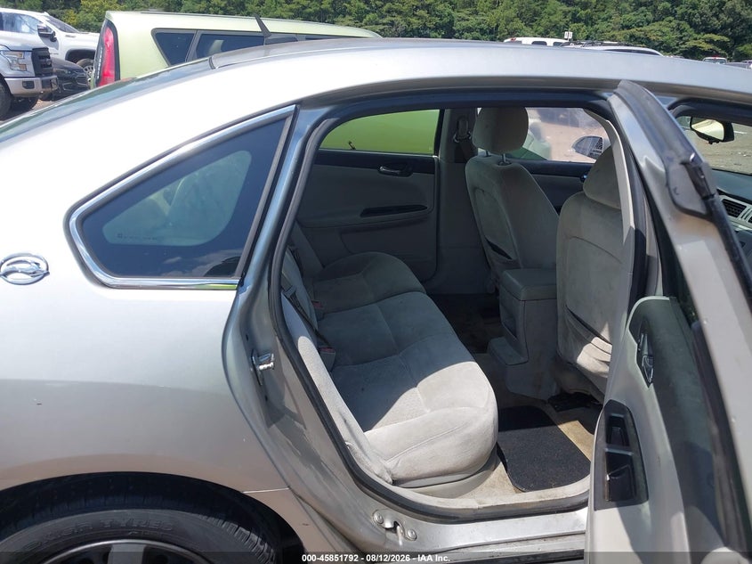 2006 Chevrolet Impala VIN 2G1WT58K369107958 IAAI salvage auction — NORMAL WEAR, Clear (Alabama), sold $300 on 2026-09-06 (photo 8)