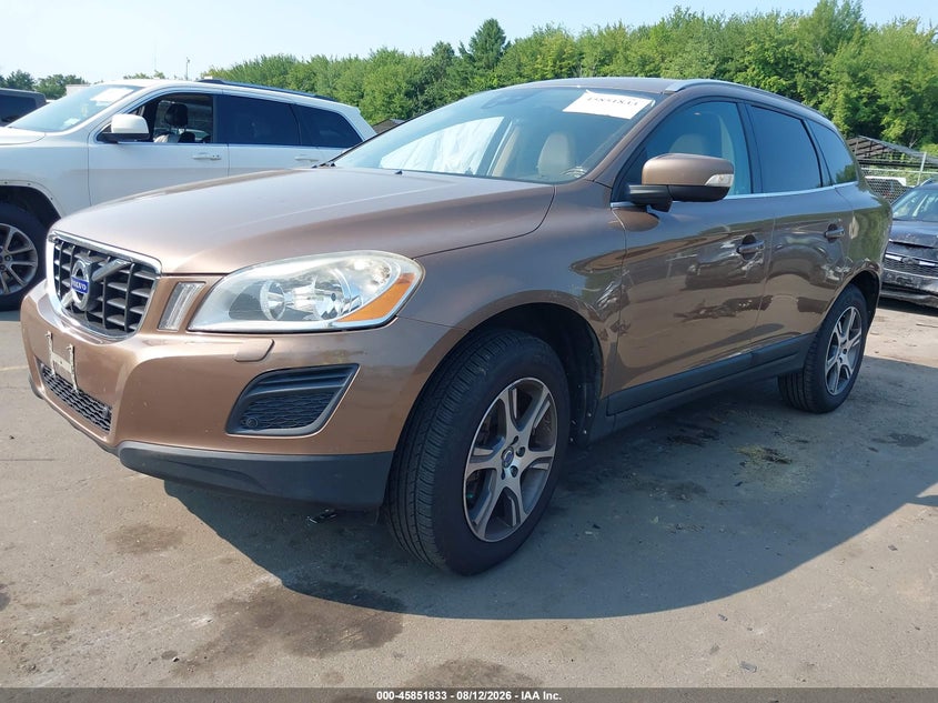2012 Volvo Xc60 VIN YV4902DZ4C2314882 IAAI salvage auction — NORMAL WEAR, Clear (Connecticut), sold $450 on 2026-08-13 (photo 2)