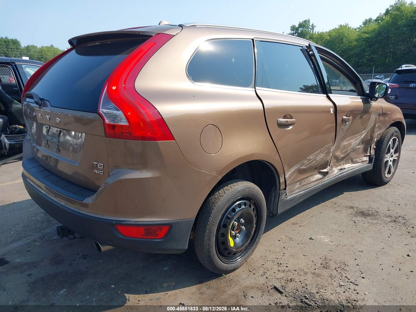 2012 Volvo Xc60 VIN YV4902DZ4C2314882 IAAI salvage auction — NORMAL WEAR, Clear (Connecticut), sold $450 on 2026-08-13 (photo 4)