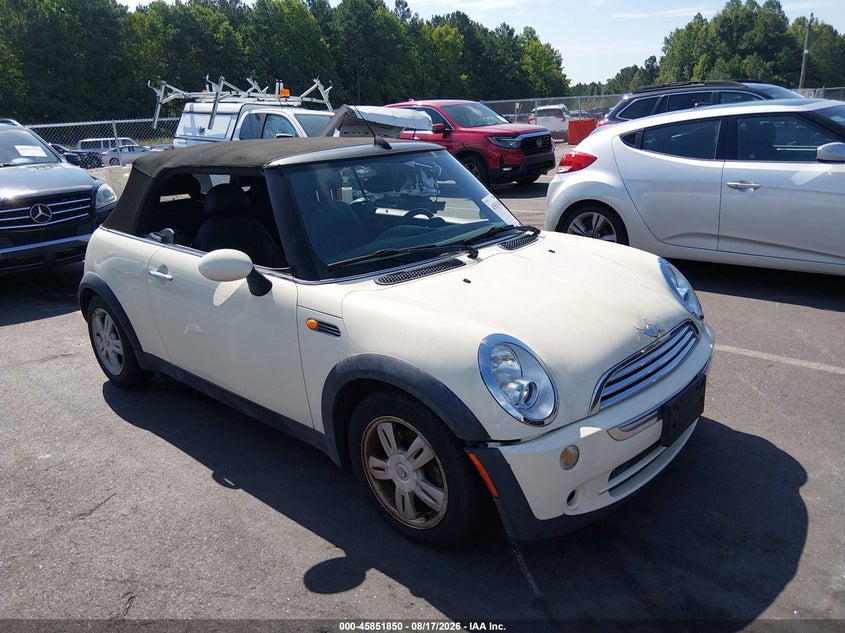 2006 Mini Cooper VIN WMWRF33556TG16041 IAAI salvage auction — NORMAL WEAR, Clear (North Carolina), sold $400 on 2026-09-02 (photo 1)