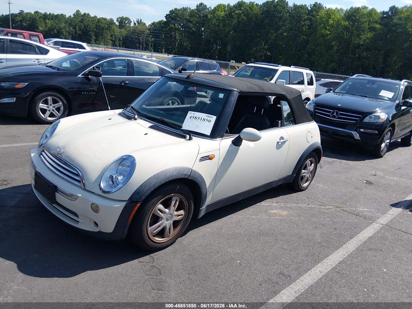 2006 Mini Cooper VIN WMWRF33556TG16041 IAAI salvage auction — NORMAL WEAR, Clear (North Carolina), sold $400 on 2026-09-02 (photo 2)