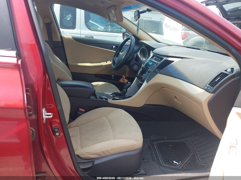 2011 Hyundai Sonata VIN 5NPEB4AC4BH071000 IAAI salvage auction — NORMAL WEAR, Salvage (South Carolina), sold $500 on 2026-08-23 (photo 5)