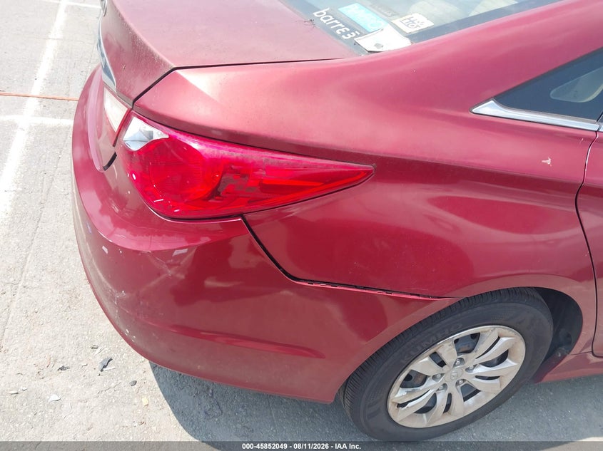 2011 Hyundai Sonata VIN 5NPEB4AC4BH071000 IAAI salvage auction — NORMAL WEAR, Salvage (South Carolina), sold $500 on 2026-08-23 (photo 6)