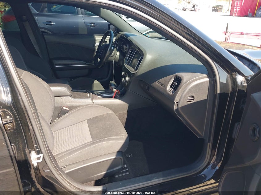 2019 Dodge Charger VIN 2C3CDXGJ9KH613049 IAAI salvage auction — RIGHT REAR, Salvage Title, sold $9,975 on 2026-10-10 (photo 5)