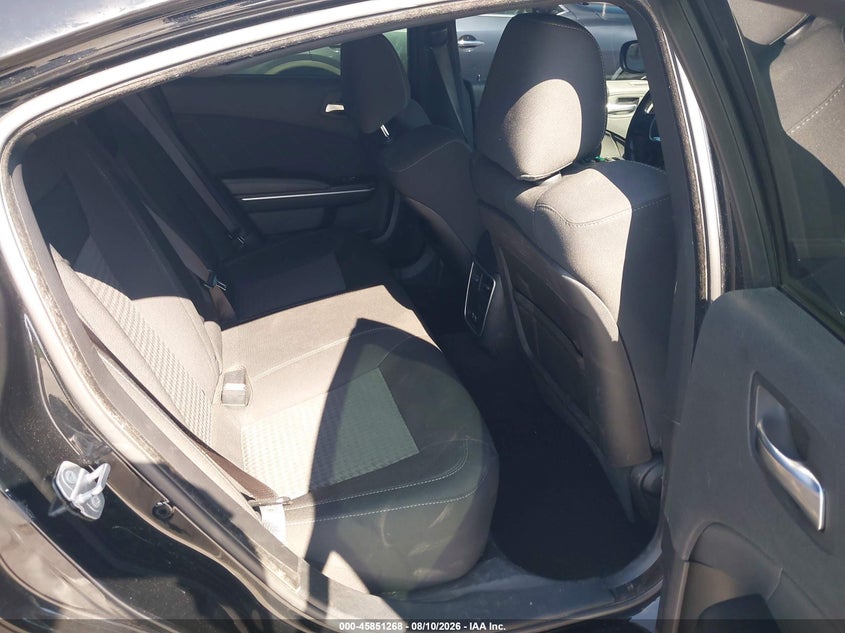 2019 Dodge Charger VIN 2C3CDXGJ9KH613049 IAAI salvage auction — RIGHT REAR, Salvage Title, sold $9,975 on 2026-10-10 (photo 8)