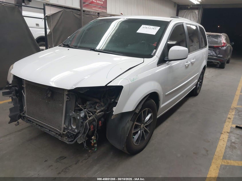 2017 Dodge Caravan VIN 2C4RDGCGXHR818396 IAAI salvage auction — FRONT END, Salvage Title, sold $1,350 on 2026-08-23 (photo 2)
