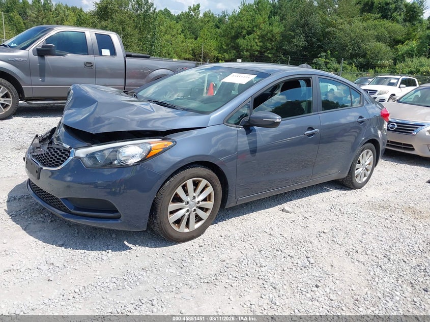 2016 Kia Forte VIN KNAFX4A60G5608952 IAAI salvage auction — FRONT END, Salvage Title, sold $800 on 2026-08-30 (photo 2)