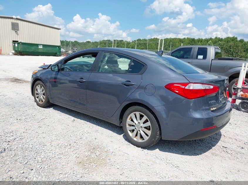 2016 Kia Forte VIN KNAFX4A60G5608952 IAAI salvage auction — FRONT END, Salvage Title, sold $800 on 2026-08-30 (photo 3)