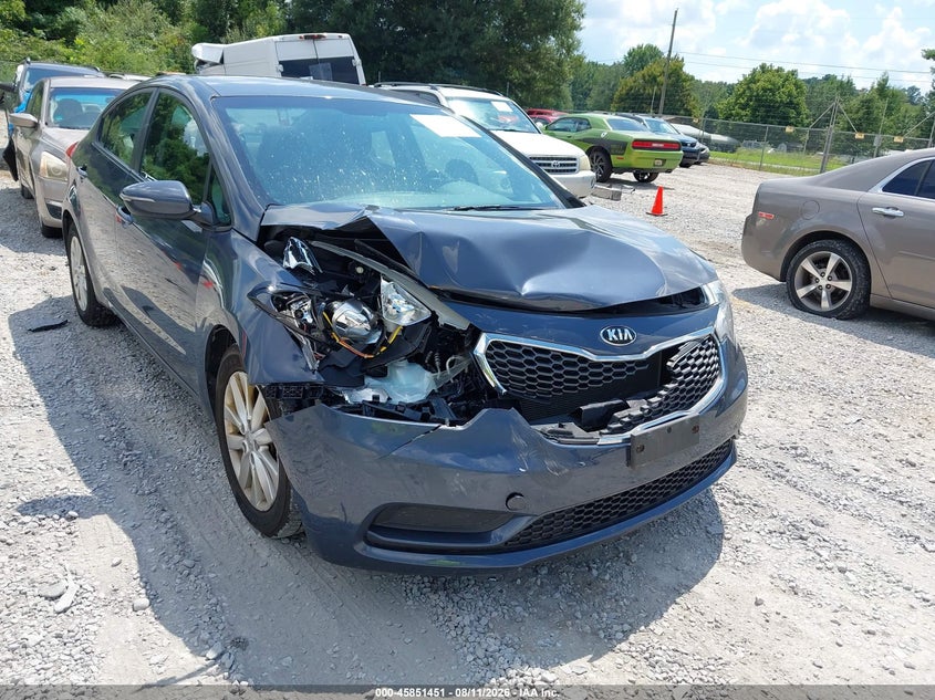 2016 Kia Forte VIN KNAFX4A60G5608952 IAAI salvage auction — FRONT END, Salvage Title, sold $800 on 2026-08-30 (photo 6)