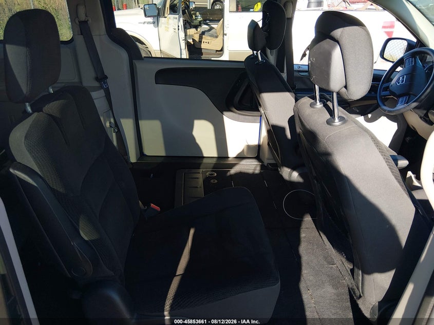 2019 Dodge Grand caravan VIN 2C4RDGBG4KR641644 IAAI salvage auction — NORMAL WEAR, Sf97 (Louisiana), sold $25 on 2026-09-16 (photo 8)
